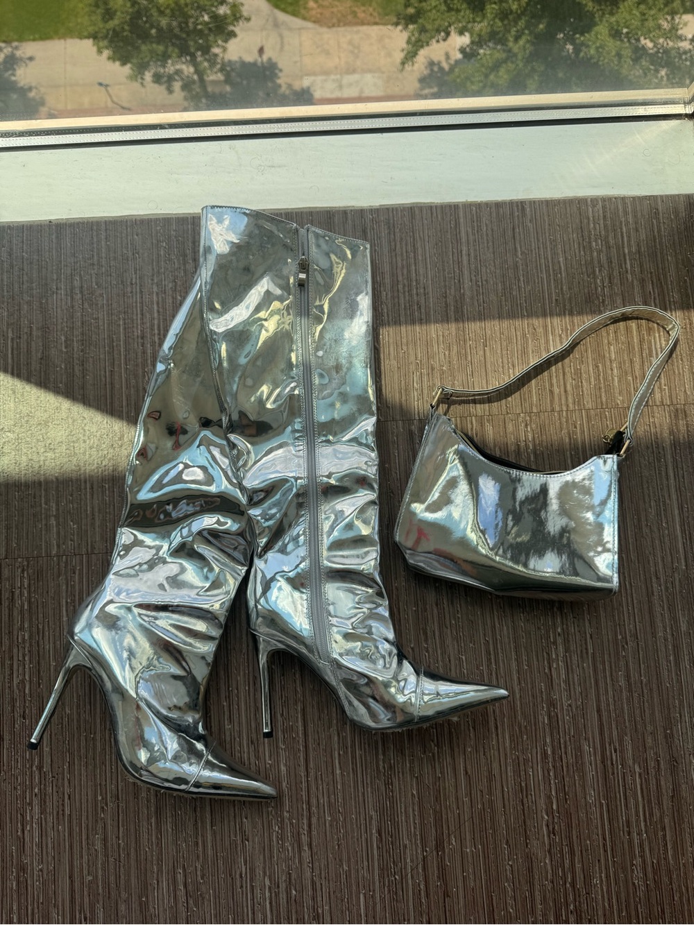 SHEIN Metallic Silver Pointed-Toe Stiletto Knee-High Boots and Silver Hand-Bag